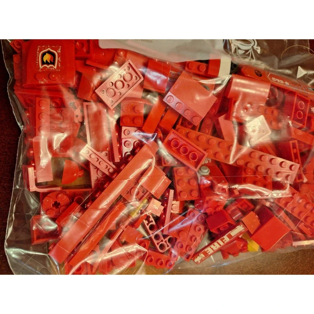 1/2 Pound Lot of LEGO Red Bulk Bricks and Specialty Pieces Assorted Mixed Parts
